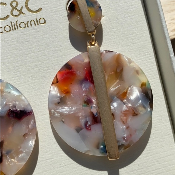 C&C California Acrylic and gold post back earrings - Picture 3 of 5